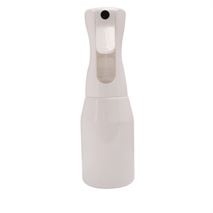 Botella de spray de desinfección con alcohol